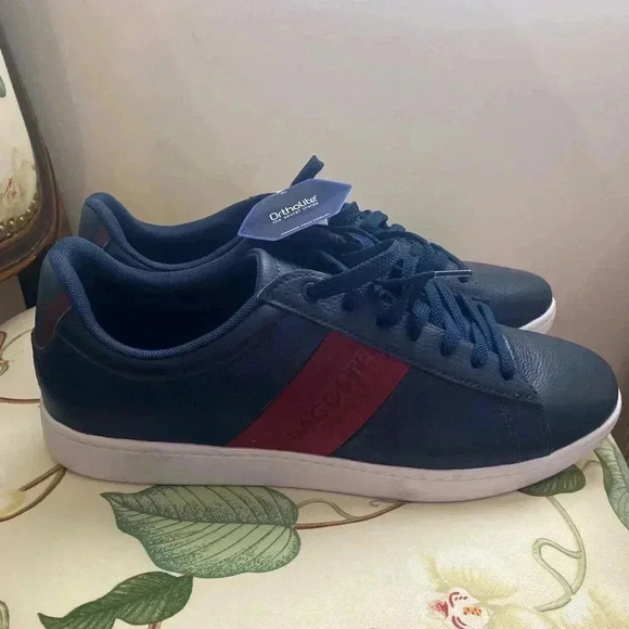 Lacoste  Carnaby Lace - Up Sneakers in Navy Blue and Burgundy Mens Size 10.5 NWT - Picture 4 of 8